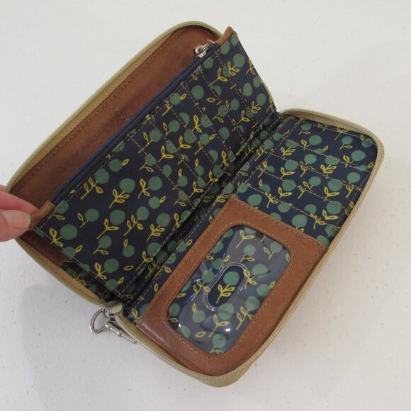 Fossil Key-Per Floral Zip Wallet *FLAW* - Picture 8 of 16